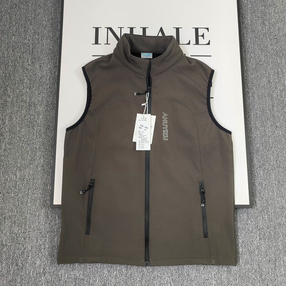 外贸尾货秋冬季男士加绒保暖工装马甲户外休闲运动背心立领透气