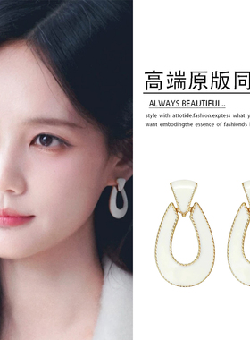 美人余梦李一桐同款设计师独特耳环女士轻奢高级感冷淡系小众耳饰