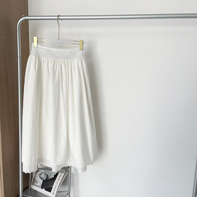 MINI老江 唤醒春日伊万卡纯白蕾丝伞裙2025早春新品半身裙女