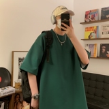 军绿色