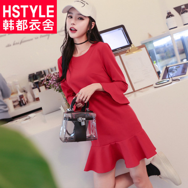 韩都衣舍 18年春季新款 纯色圆领宽松荷叶边连衣裙 天猫优惠券折后¥62包邮(¥132-70) 韩都衣舍 18年春季新款 纯色圆领宽松荷叶边连衣裙 天猫优惠券折后¥62包邮(¥132-70)