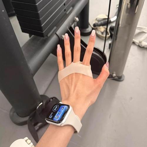 健身手套防手茧运动瑜伽防滑专业撸铁护掌单杠引体器械训练防起茧