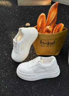 茵茵家2026春秋韩版真皮圆头网面系带厚底小白鞋女防滑轻便休闲鞋