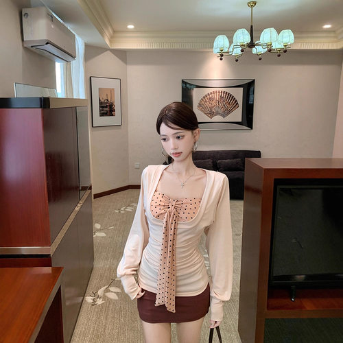 纯欲风罩衫T恤方领上衣设计感波点抹胸背心女秋季新款叠穿两件套