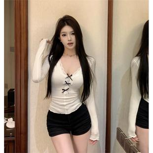 蝴蝶结蕾丝花边v领长袖针织衫女春季修身短款白色内搭打底衫上衣