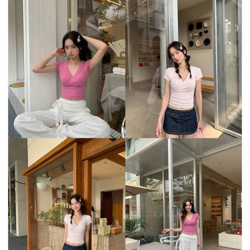 im向甜酷交叉V领短袖T恤女显瘦