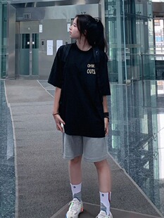 盐系运动服套装女夏季学生韩版宽松时尚学院风短袖短裤休闲两件套
