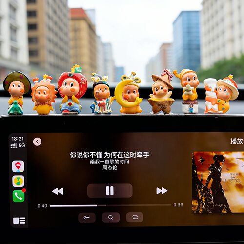 可爱星星人汽车屏幕装饰中控系摆件车内饰品二创改娃车载摆件琟剋