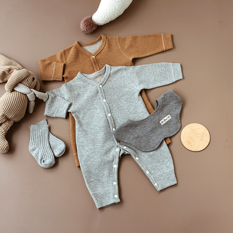婴儿连体衣春秋蚕丝羊绒保暖睡衣