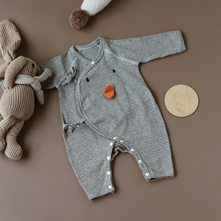 婴姿新生婴儿连体衣服秋冬宝宝外出爬服可爱居家睡衣满月条纹哈衣