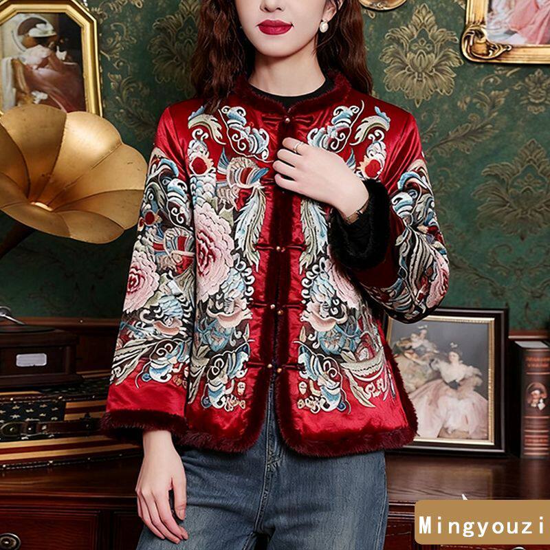 重工刺绣新款国风盘扣中式高级毛边秋冬加厚棉服外套潮流女装款