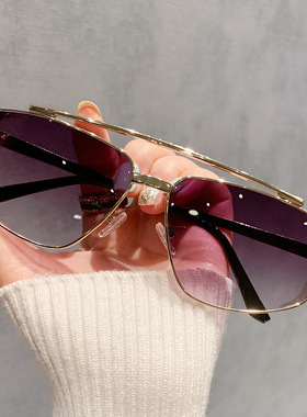 新款欧美双梁太阳镜加厚朋克金属网红街拍墨镜驾驶百搭渐变太阳镜