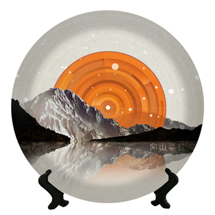 向山举目装饰盘陶瓷盘礼物礼品现代节假日家用装饰品用品桌上摆台