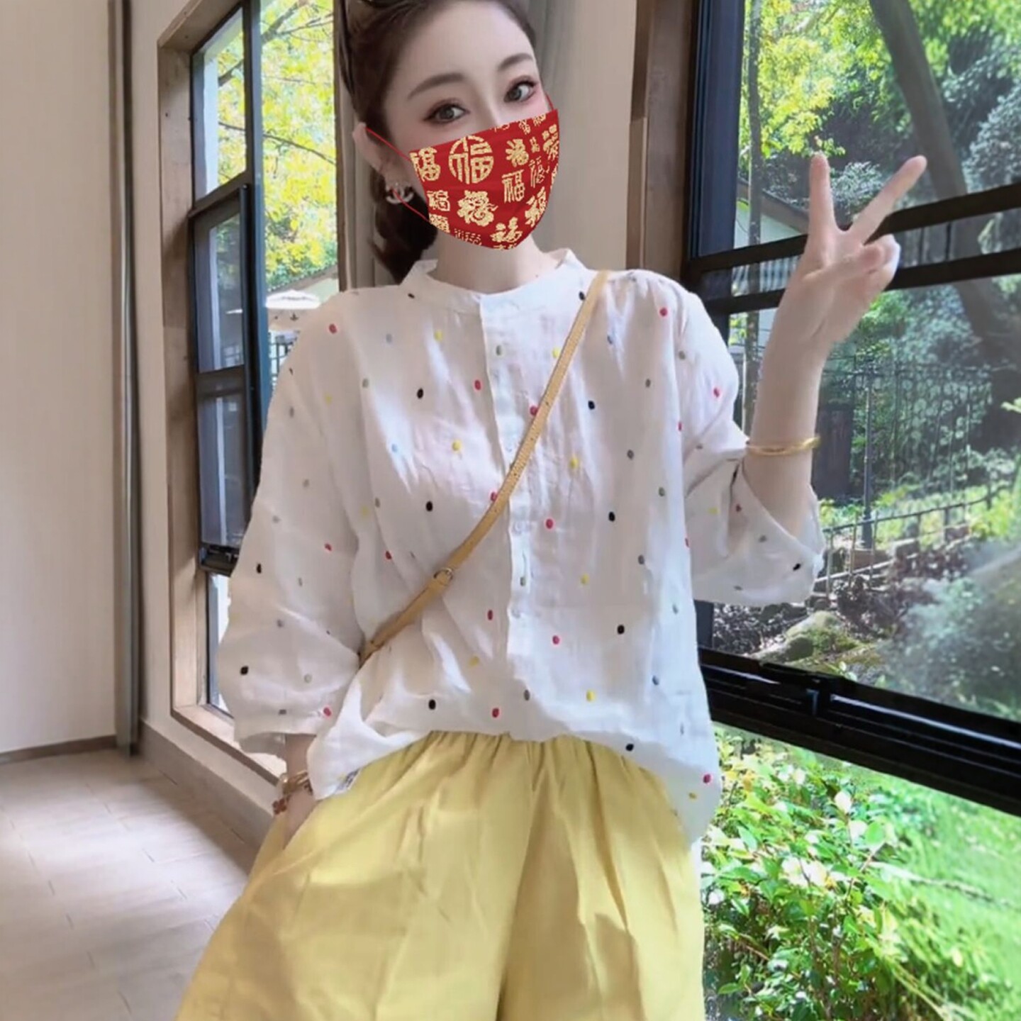 防晒波点刺绣亚麻衬衫图片