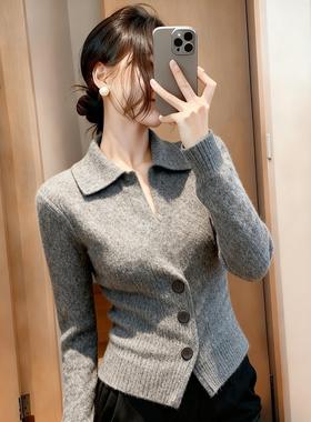 时尚松弛感翻领灰色毛衣女秋季新款修身显瘦百搭高级感针织衫上衣