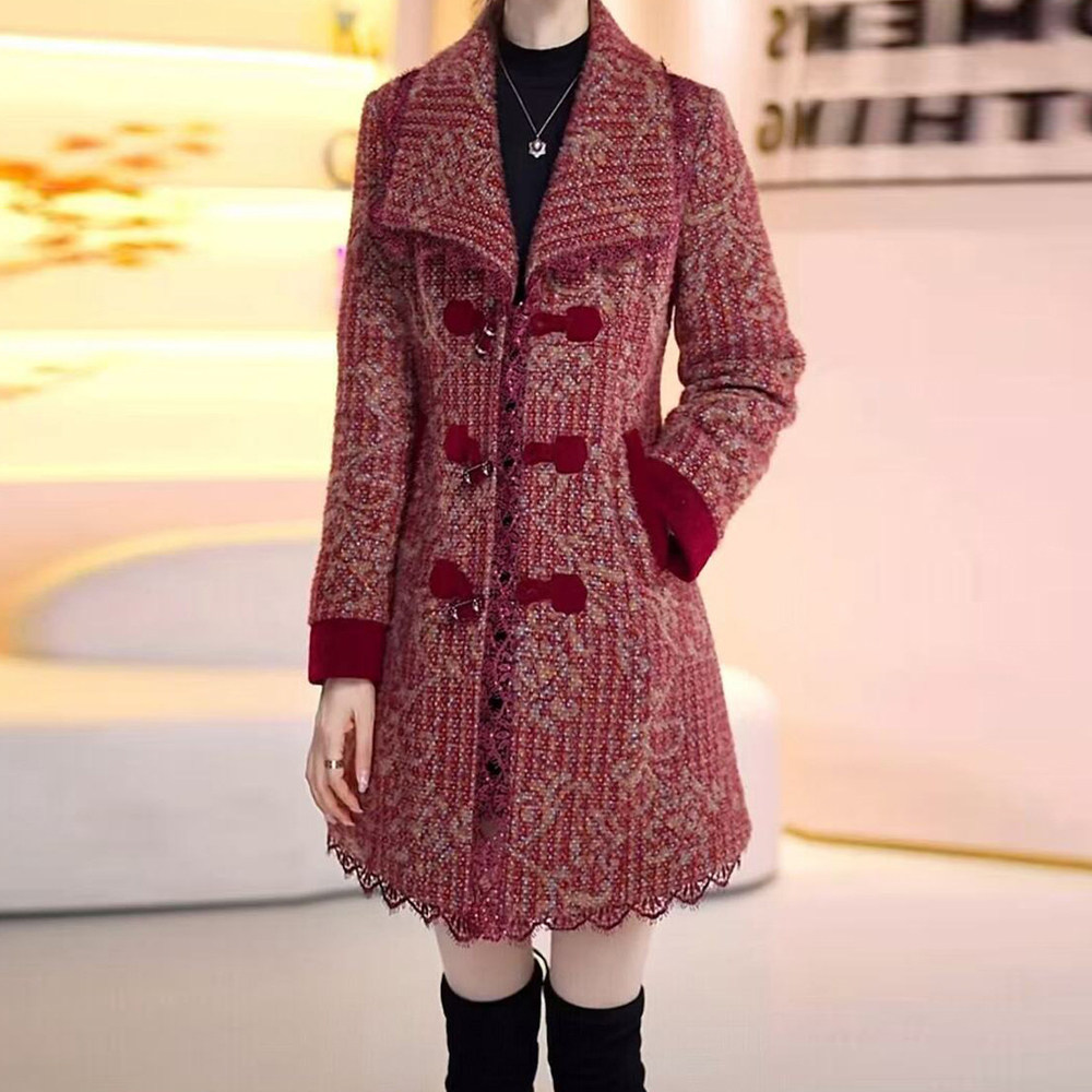 高级感小香风轻薄羽绒服女2025年冬季修身显瘦减龄中长款保暖外套