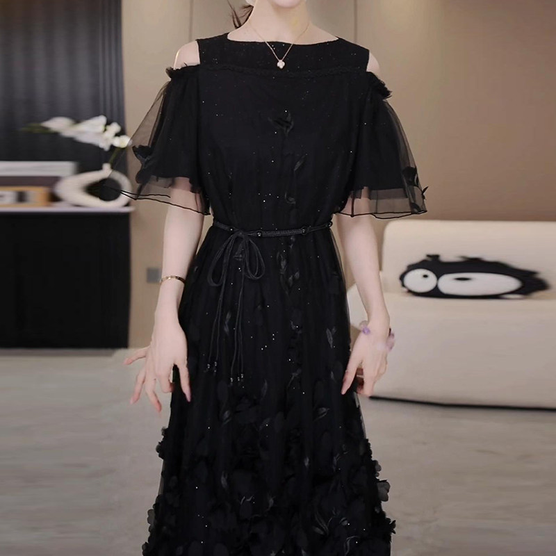 法式露肩冰莉丝连衣裙女2026年夏季修身显瘦减龄遮肚中长款裙子