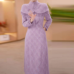 时尚高级感北极绒连衣裙女2025秋冬季修身显瘦减龄遮肚中长款裙子