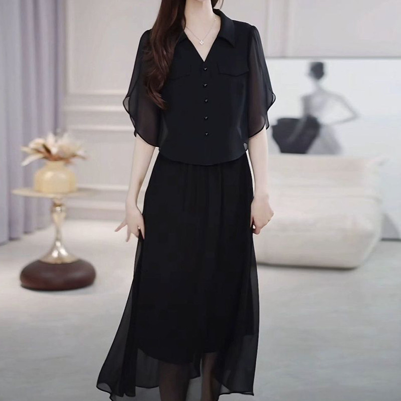 冰莉丝连衣裙2026夏季新款女时尚奢华显瘦遮肉洋气赫本风礼服裙子