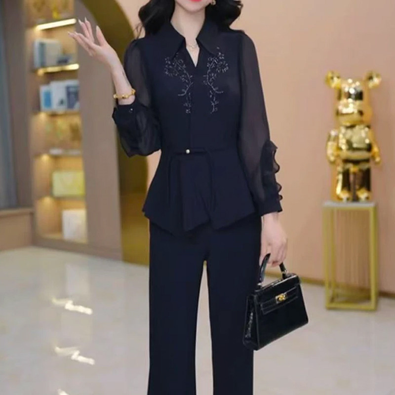 妈妈装时尚套装女2026春秋新款洋气减龄显瘦上衣直筒微喇裤两件套