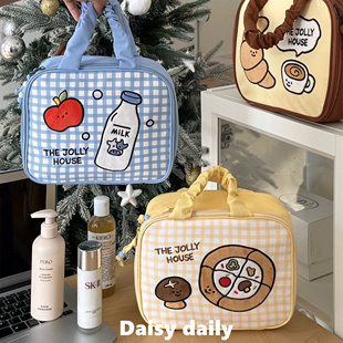 原创卡通甜品化妆包大容量女2025新款 化妆刷收纳包旅行手提洗漱包