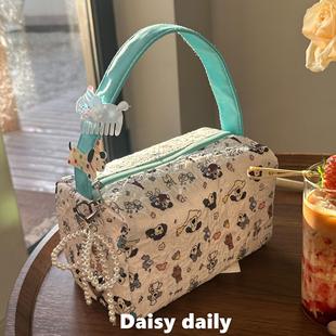 春秋新款 泡泡棉大容量化妆包便携收纳包洗漱包立体超可爱手提包女