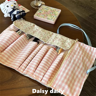 超软糯碎花化妆包 春日便携出差旅行化妆刷专用随身卷帘袋收纳包