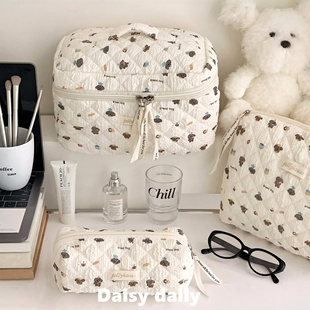 可爱少女心大容量手提化妆包女便携式旅行护肤品收纳袋洗漱包新款