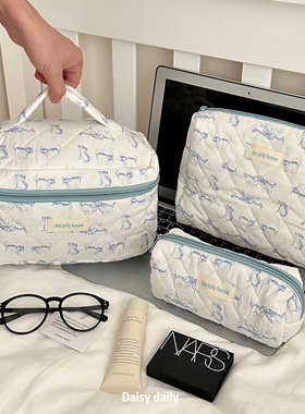 奶油色蓝色猫咪化妆包2023新款便携旅行收纳包大容量化妆包收纳袋