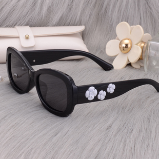 复古方框墨镜女黑色花朵小脸偏光太阳镜高级感拍照防晒眼镜粉色