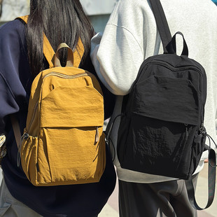 小型双肩包男女户外出行旅游轻便2025新款小号登山包简约防水背包