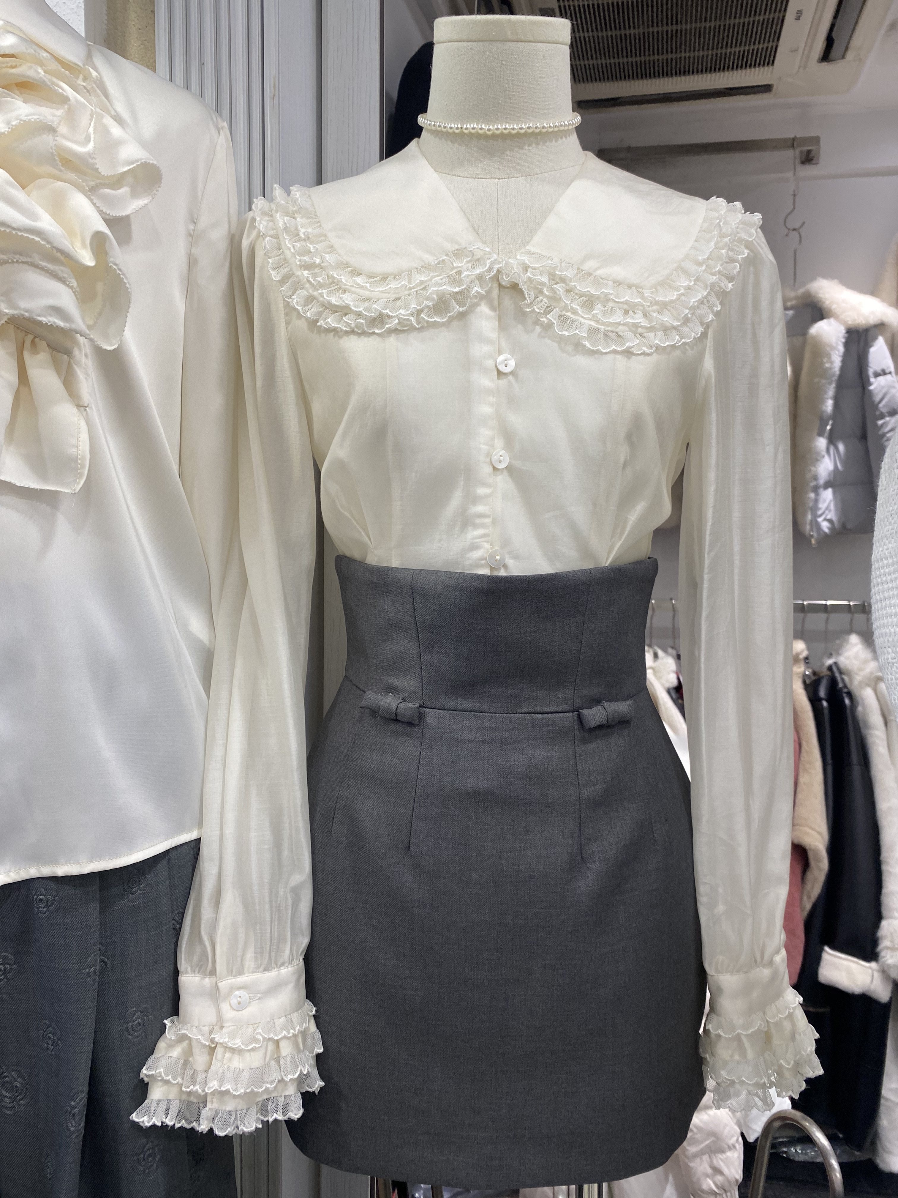 鲨鱼宝宝丫 蕾丝边娃娃领粉色衬衫女春夏大码长袖衬衣