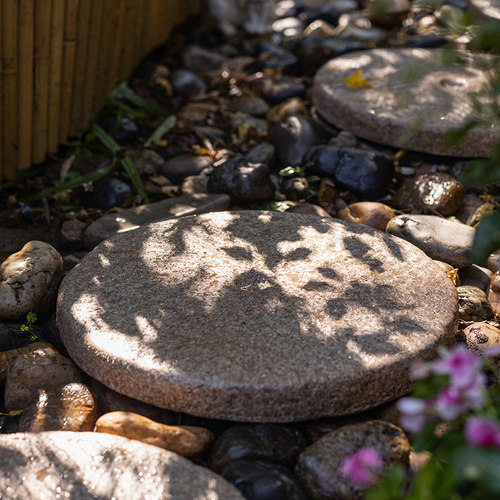 花园庭院公园圆形青石板水泥复合