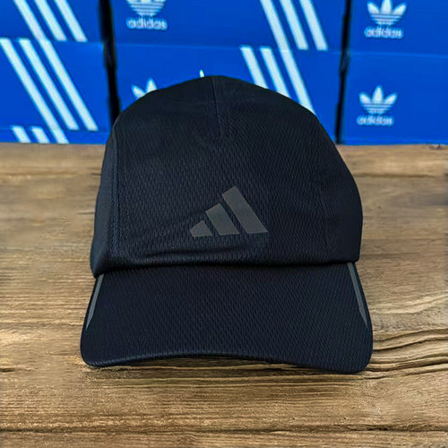Adidas阿迪达斯正品新款男女百搭运动时尚黑色鸭舌遮阳帽子HT4815