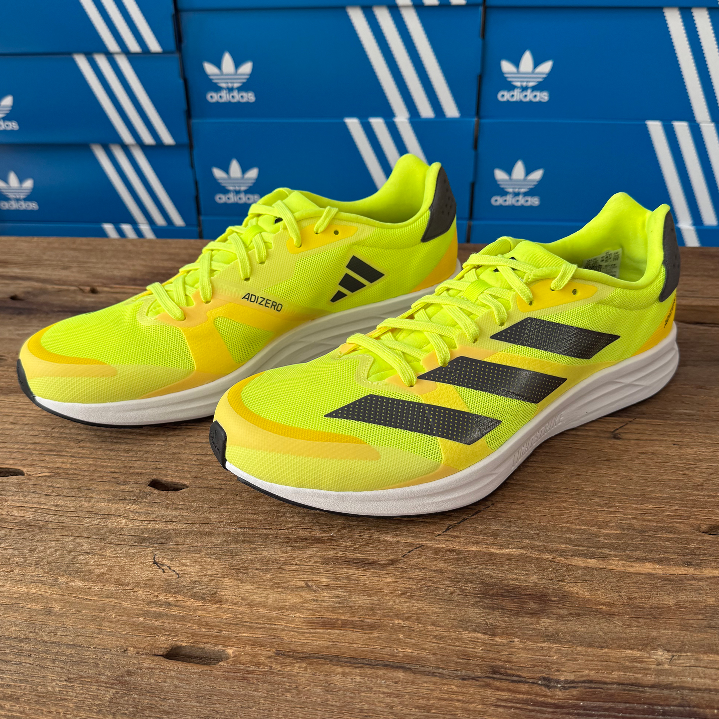 阿迪达斯男女系带运动跑步鞋