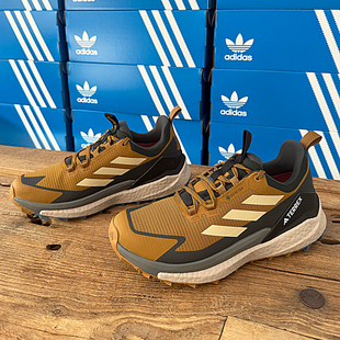 HIKER FREE LOWGTX男女款 JP5611 Adidas阿迪达斯 户外鞋 TERREX