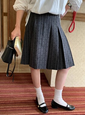 海曼女装早春新款 韩系学院风波点高腰百褶半身裙HZ53845