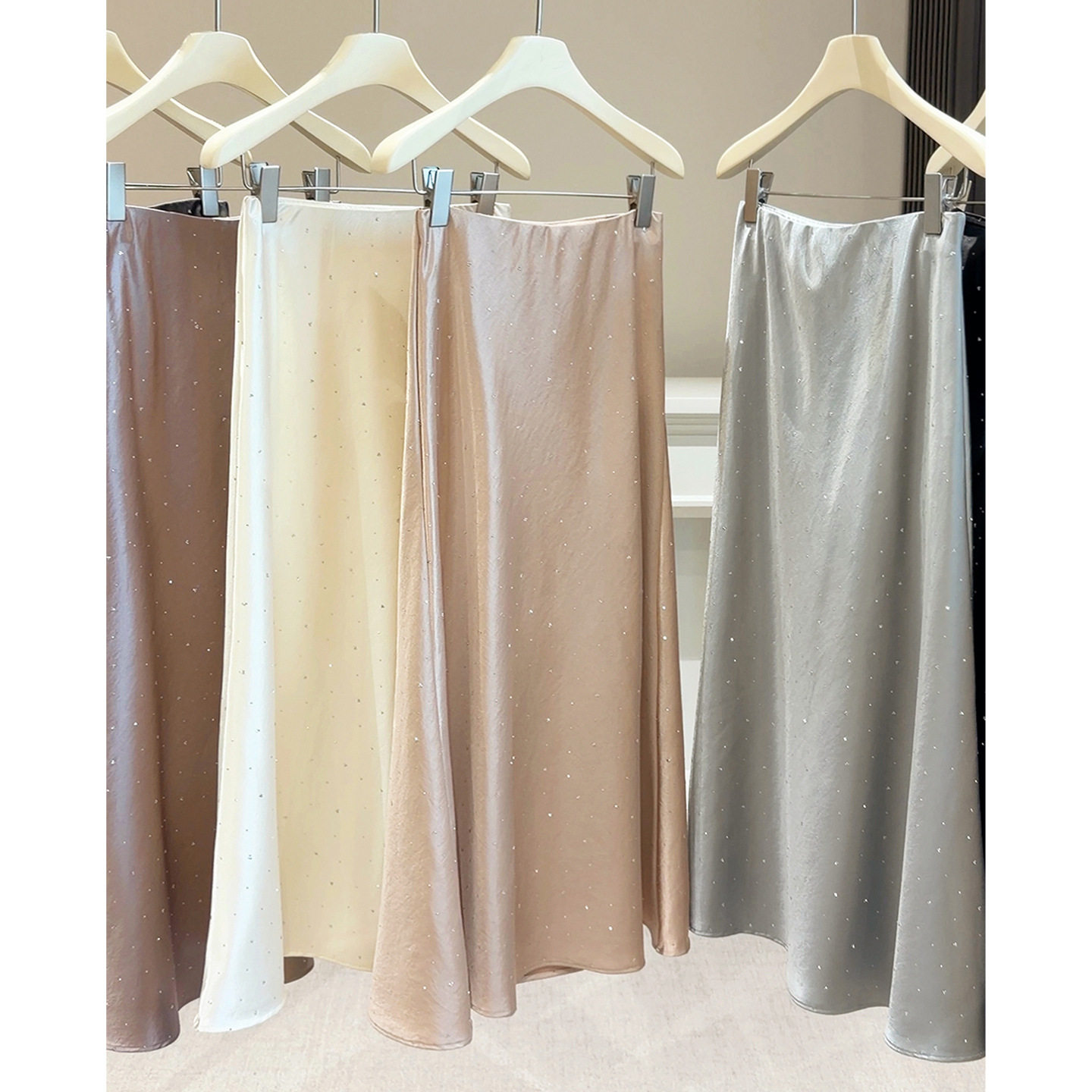 高个子醋酸缎面烫钻半身裙女春新款2026法式高腰显瘦包臀鱼尾长裙,女装/女士精品,半身裙,淘宝优惠券,粉丝福利购,淘宝优惠卷