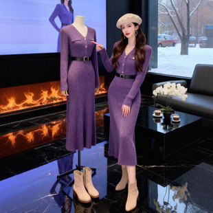 韩国御姐风独特超好看紫色V领收腰修身 气质针织连衣裙 包臀裙时尚