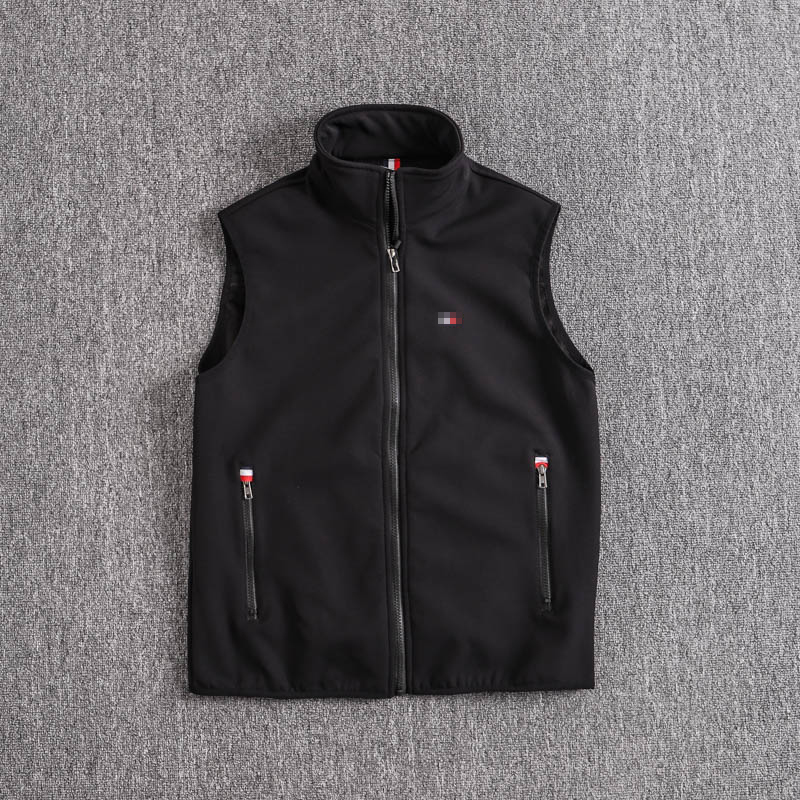 外贸秋冬季男新款加绒马甲户外立领软壳休闲运动马夹无袖黑色坎肩