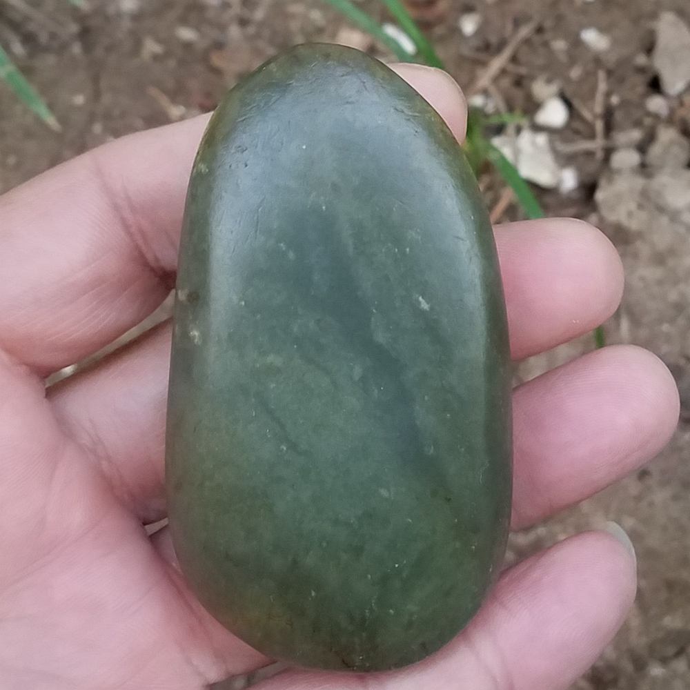 細肉和田玉原石尋顧可打孔