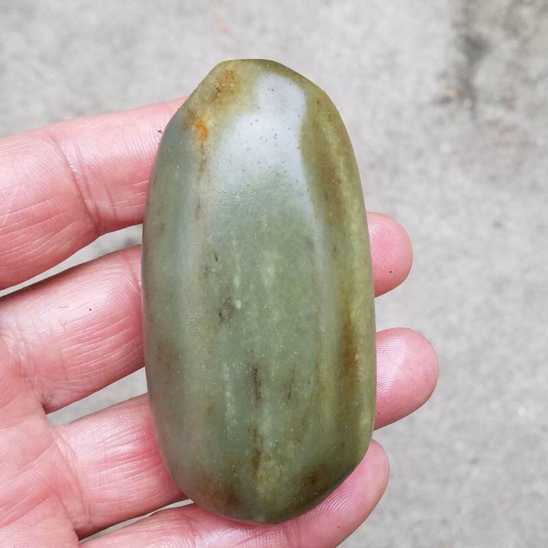 和田玉原石毛料真皮青花籽料练手料手把件171克82*41*26MM处理价