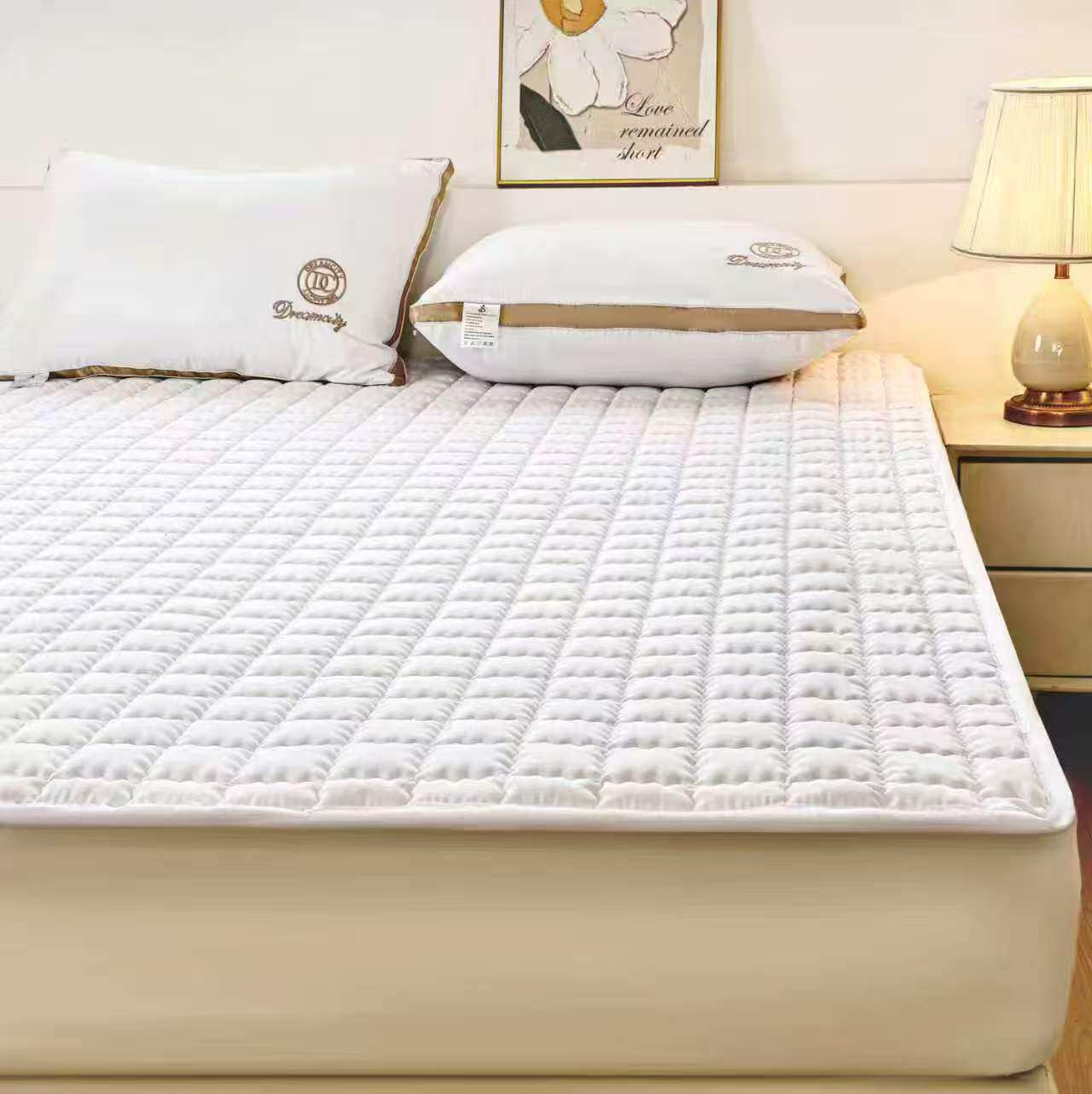酒店宾馆民宿专用防滑加厚保护垫榻榻米床褥子席梦思软垫子可机洗