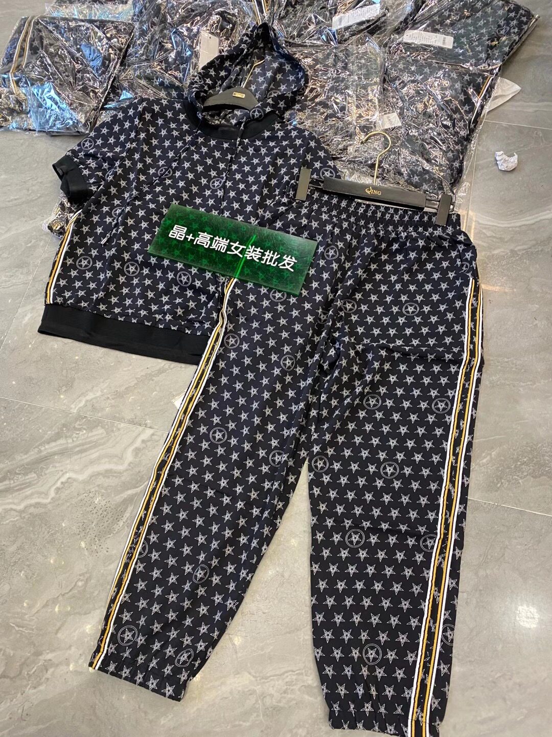 晶家陈晶时尚春夏套装欧货高品质舒服五角星套装一套简约大气减龄