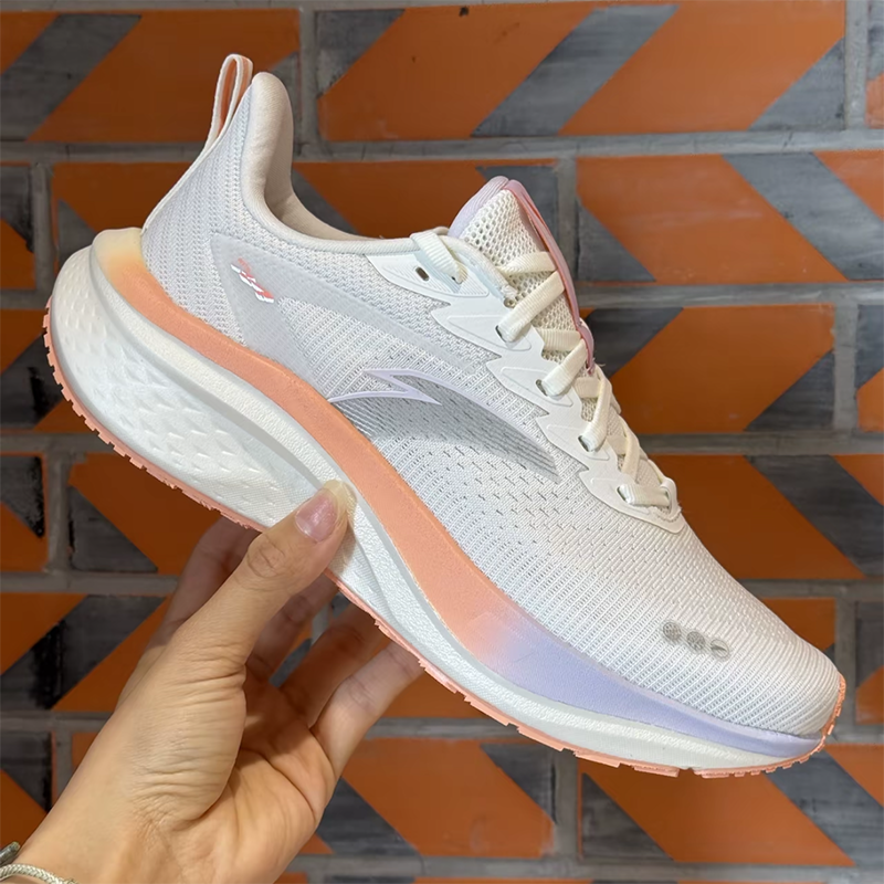 安踏马赫5SE防滑耐磨运动休闲鞋