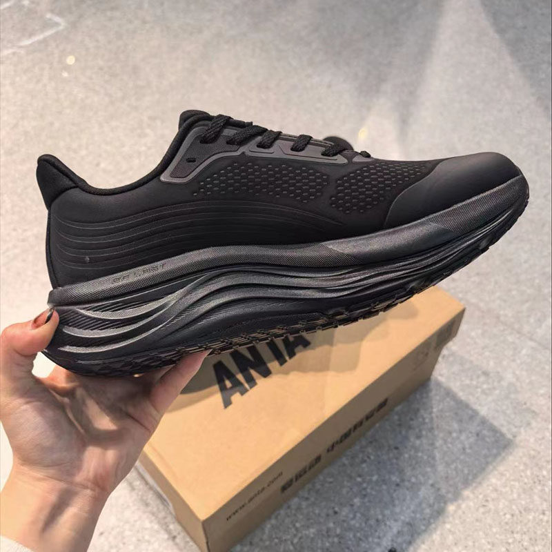 安踏旅步v2PG7专业减震男子跑步鞋冬季新款慢跑运动鞋112615545