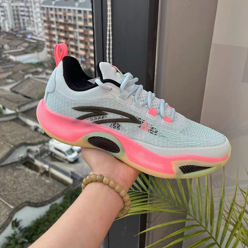 安踏锋芒2防滑耐磨透气运动鞋