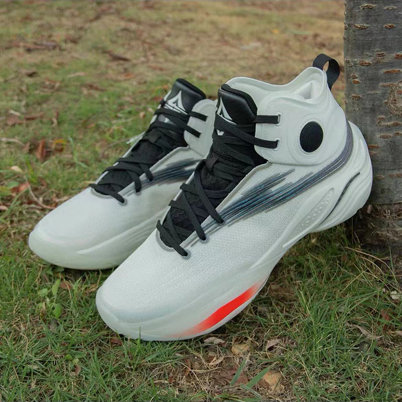 安踏天际3PRO透气实战训练篮球鞋