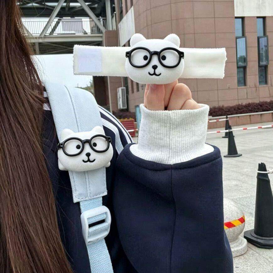 卡通魔术贴挂饰眼镜熊韩