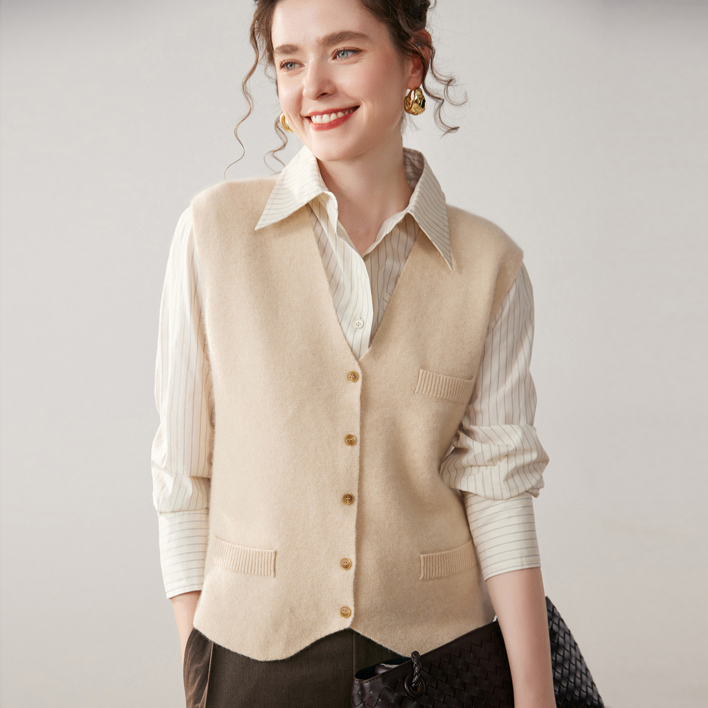 复古英伦风山羊绒加厚V领马甲